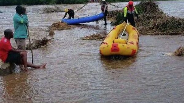 L'Afrique du Sud déclare l'état de catastrophe nationale suite aux inondations mortelles - Sputnik Afrique