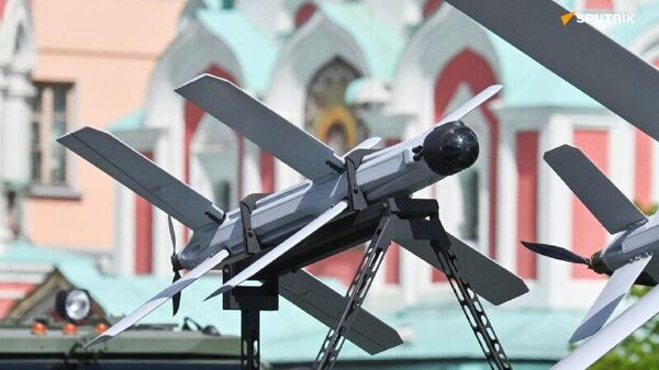 Pourquoi le drone kamikaze russe Lancet jouit-il d'un succès opérationnel? Un expert égyptien explique - Sputnik Afrique