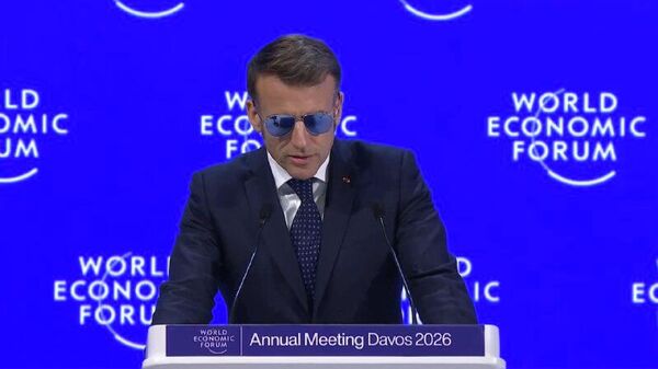 Macron’s proposal to invite Russia to G7 meeting is really all about Trump - expert - Sputnik Africa