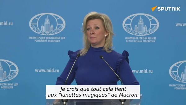 Les lunettes magiques de Macron lui ont révélé la réalité des dérives occidentales, plaisante Maria Zakharova - Sputnik Afrique