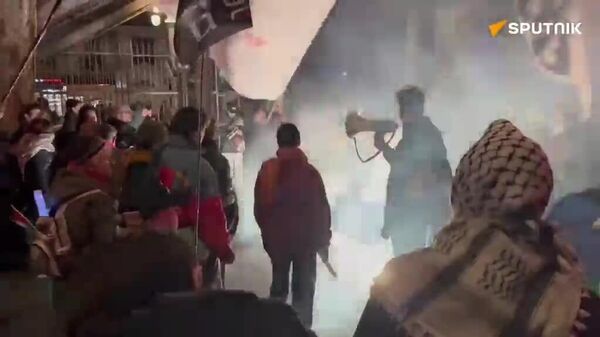 Liberté pour les prisonniers: une manifestation propalestinienne se tient à Paris - Sputnik Afrique