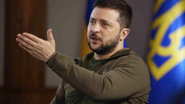 Le régime de Zelensky est incapable de se défendre lui-même, encore moins le Groenland, selon un analyste militaire - Sputnik Afrique