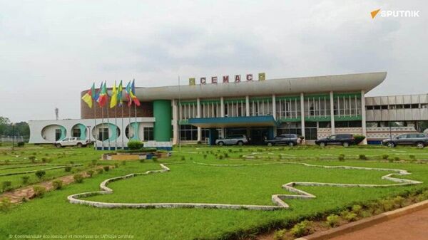 Pour un développement réel, les pays de la CEMAC doivent compter sur eux-mêmes, estime un économiste camerounais - Sputnik Afrique