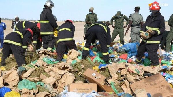 Au Sénégal, une saisie record de 4,9 milliards de francs CFA en coupures contrefaites - Sputnik Afrique