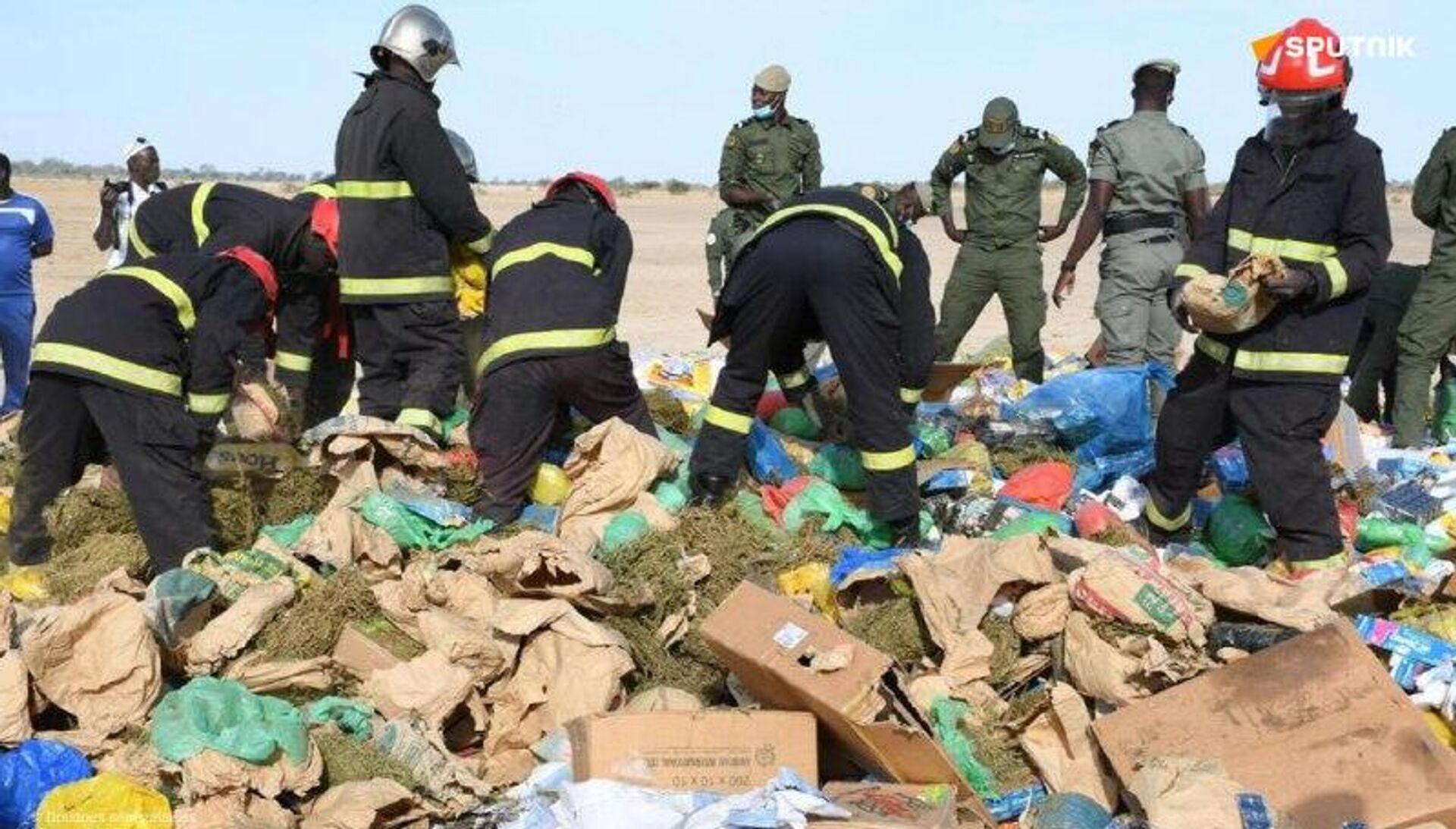 Senegal Seizes Record Over $8 - Sputnik Africa, 1920, 25.01.2026