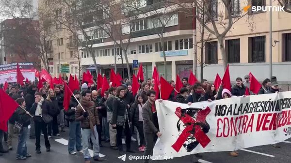 ▶ Non à l'agression impérialiste: une manifestation contre les États-Unis et l'Otan a eu lieu à Madrid - Sputnik Afrique