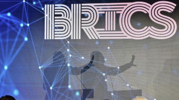 BRICS Digital Currencies Can Break US Financial Control, Empower Africa, South African MP Says - Sputnik Africa