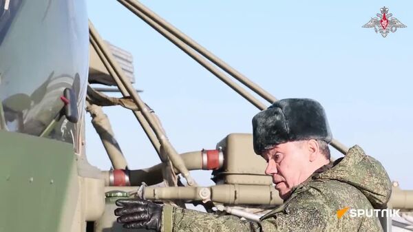 Les troupes russes poursuivent leur progression sur tous les axes du front ukrainien — chef d'état-major général - Sputnik Afrique