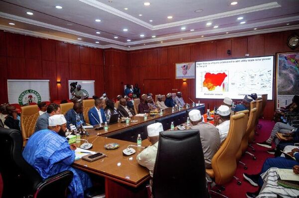 Niger State Partners with Islamic Development Bank on Sub-Saharan Africa's First Solar Electrification Project in Nigeria - Sputnik Africa