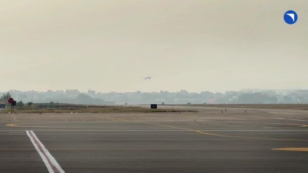 Rostec Unveils Footage of Russian Medium-Haul Jets Arriving at Wings India Biennial Air Show - Sputnik Africa