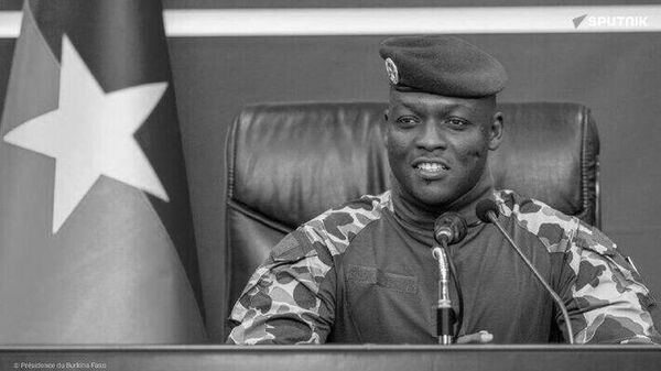 La boussole du camarade Président, c'est l'amélioration des conditions de vie des Burkinabè - Sputnik Afrique