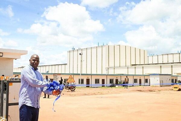 Le Mozambique inaugure une usine de graphite pour renforcer la valeur ajoutée locale, selon son Président - Sputnik Afrique