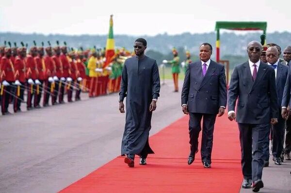 Bassirou Diomaye Faye arrive à Brazzaville pour une visite officielle - Sputnik Afrique