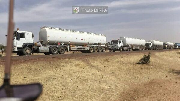 Plus de 100 citernes de carburant ont été escortées par des militaires maliens - Sputnik Afrique