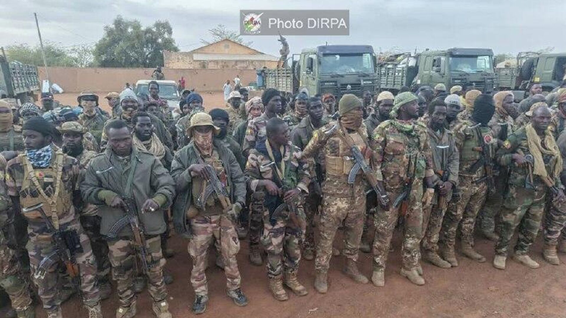 Plus de 100 citernes de carburant ont été escortées par des militaires maliens Plus de 100 citernes de carburant ont été escortées par des militaires maliens - Sputnik Afrique, 1920, 09.04.2026