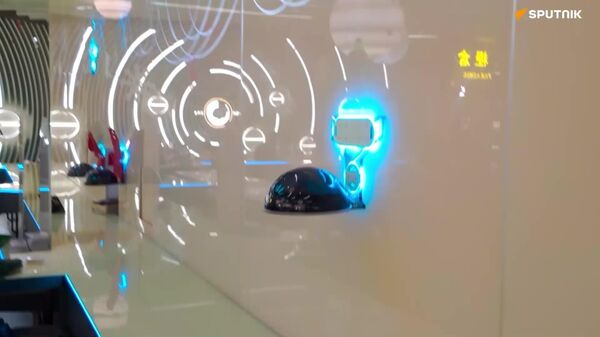 #viral | Dinner From Another Galaxy: Chinese Restaurant Serves Meals by 'Flying' UFOs - Sputnik Africa