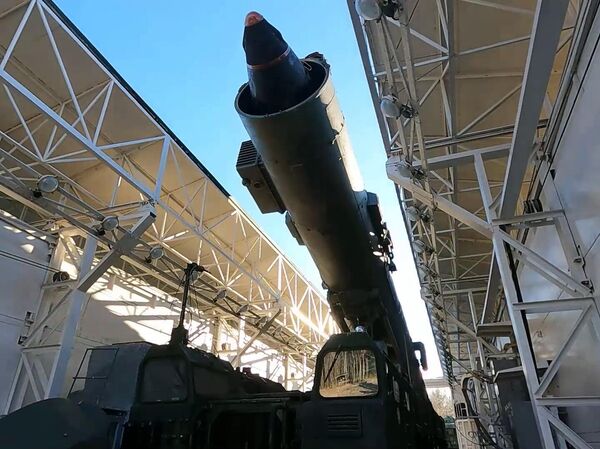 The launch of a Yars intercontinental ballistic missile during a strategic nuclear forces exercise involving their ground, naval, and air components at the Plesetsk State Test Cosmodrome, Russia. - Sputnik Africa