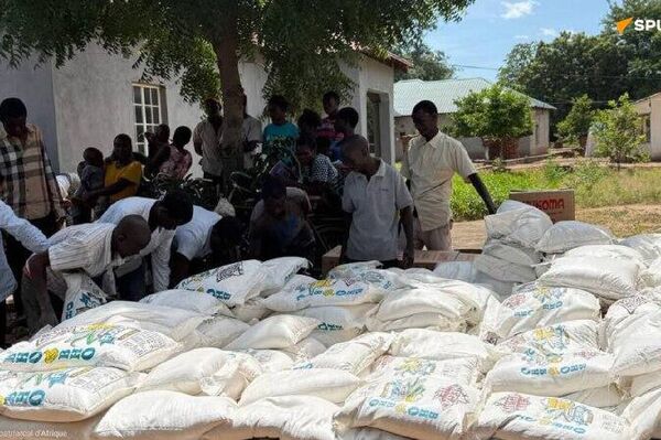 L’Église orthodoxe russe a dépêché 46 tonnes d'aide alimentaire à ses fidèles au Malawi - Sputnik Afrique