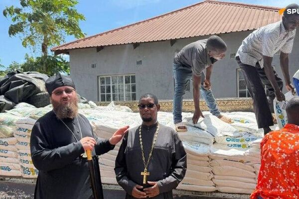 L’Église orthodoxe russe a dépêché 46 tonnes d'aide alimentaire à ses fidèles au Malawi - Sputnik Afrique
