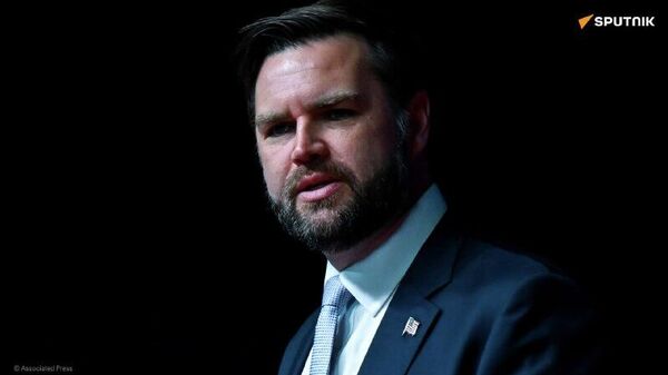 Les USA poursuivent les négociations avec Moscou en vue d'une version actualisée du traité New START – vice-président américain - Sputnik Afrique