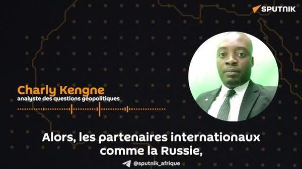 Le colon parti, aucun travail de restructuration n’a permis à nos armées de monter en puissance – analyste sur la crise sécuritaire au Nigeria - Sputnik Afrique