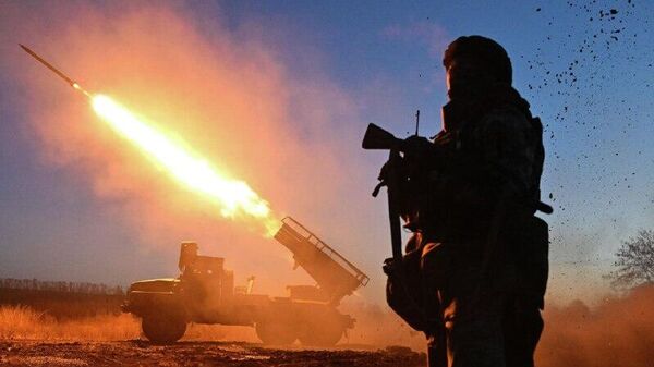 Russian forces advancing along all fronts - Chief of Staff Gerasimov - Sputnik Afrique