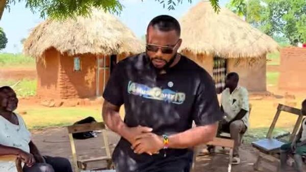 ‍‍‍ La famille la plus nombreuse d'Afrique vivrait en Ouganda : un homme a 102 enfants et 578 petits-enfants - Sputnik Afrique