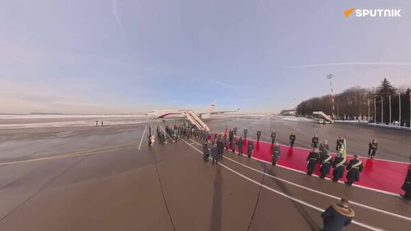 Revivez l’accueil solennel du Président malgache à Moscou - Sputnik Afrique