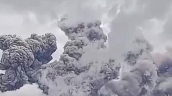 Le Merapi entre en éruption en Indonésie - Sputnik Afrique