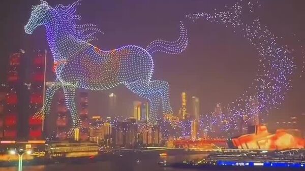 Un spectacle de drones illumine le ciel en Chine pour célébrer en grande pompe le Nouvel An national - Sputnik Afrique