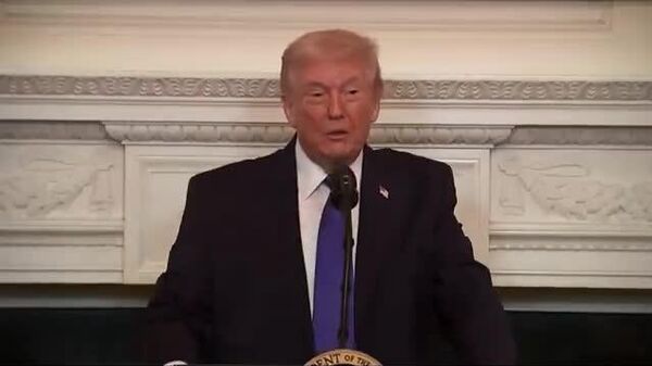 Trump says he's considering limited strike on Iran - Sputnik Africa