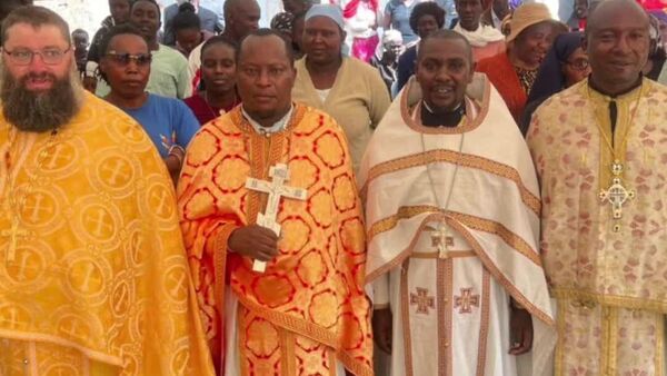 Faith in Action: Orthodox Clergy Deliver Aid to Kenya’s Flood-Ravaged Naivasha - Sputnik Africa
