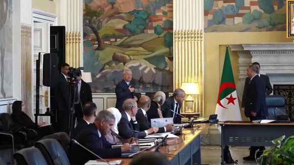 Algerian Parliament Revives Bill Criminalizing French Colonization - Sputnik Africa