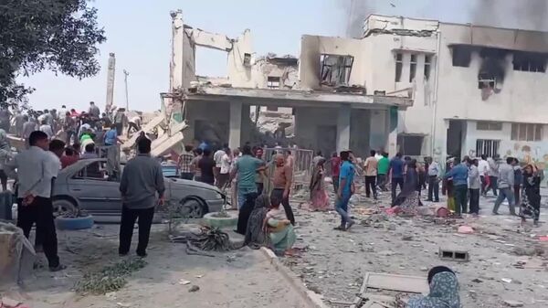 La frappe sur l'école pour filles à Minab aurait pu faire jusqu'à 160 morts - ministère iranien des Affaires étrangères - Sputnik Afrique