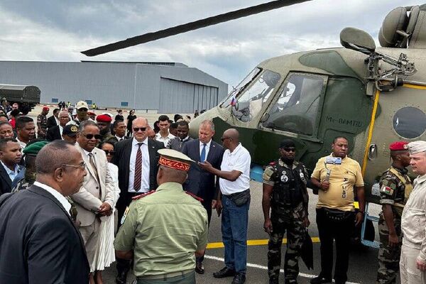 Madagascar Receives Russian Tropical Cyclone Relief Aid Blessed by Orthodox Clergy - Sputnik Africa