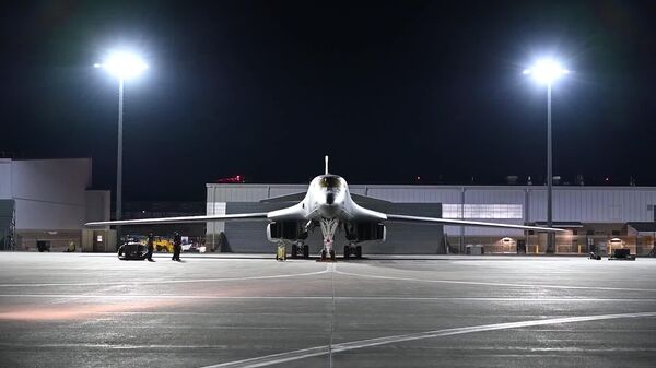 Le CENTCOM montre des B-1 partant bombarder l'Iran - Sputnik Afrique