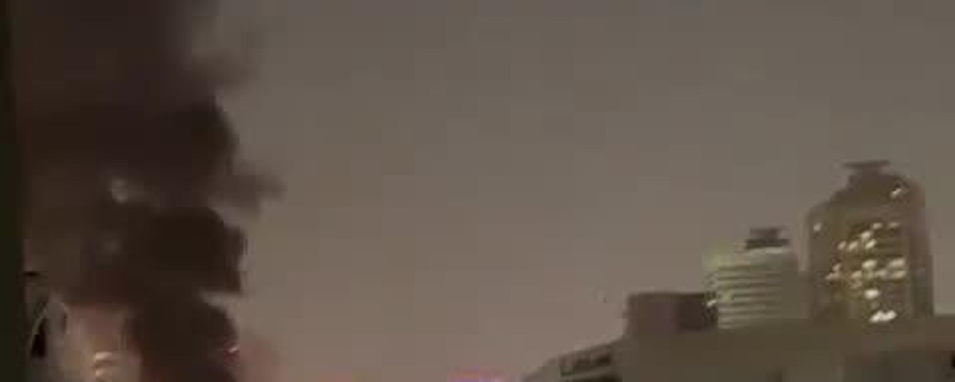 Le consulat américain à Dubaï serait en flammes - Sputnik Afrique, 1920, 03.03.2026