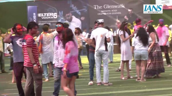 #viral | India Drowned in Bright Colors - Sputnik Africa