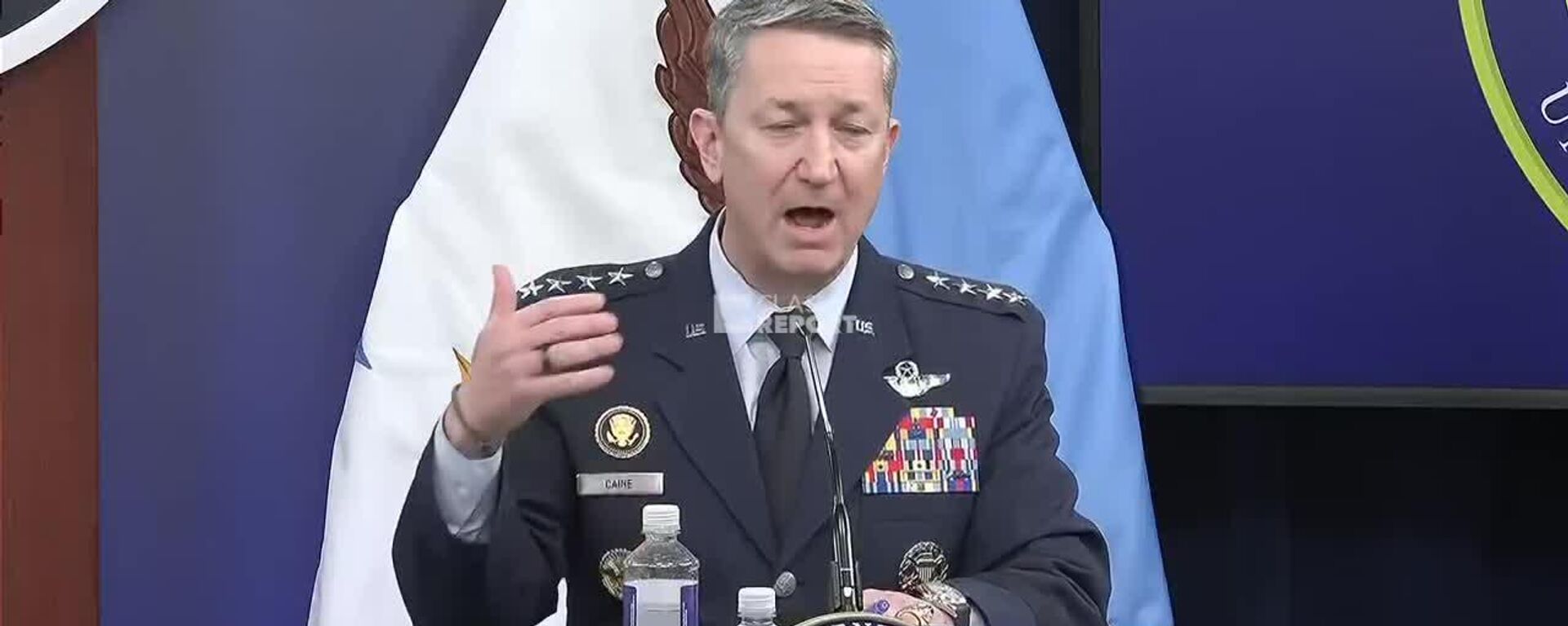 Les États-Unis vont intensifier leurs frappes en profondeur sur l’Iran, annonce le Pentagone Les États-Unis vont intensifier leurs frappes en profondeur sur l’Iran, annonce le Pentagone - Sputnik Afrique, 1920, 04.03.2026