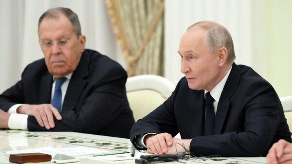 Putin Calls Ukrainian Attack on Russian Gas Carrier in the Mediterranean Terrorist Act - Sputnik Africa