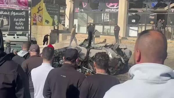 Un drone israélien a percuté un véhicule sur la route principale menant à Zahlé, dans l'est du Liban - Sputnik Afrique