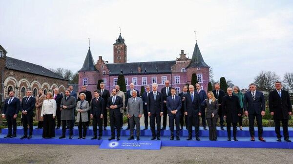 'Europeans Are Cowardly When It Comes to Challenging American Wrongdoing,' Says Kenyan Professor - Sputnik Africa