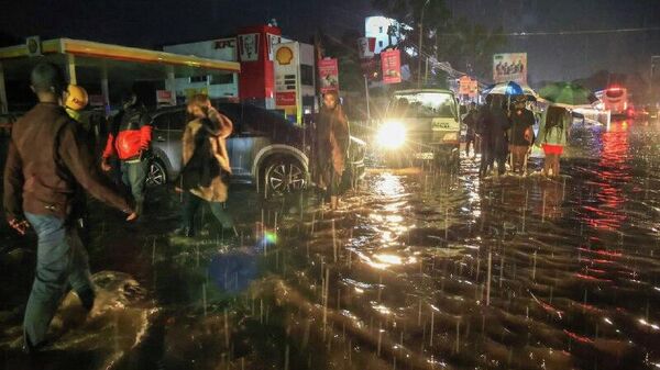 Kenyan President Mobilizes Multi-Agency Emergency Response Team as Floods Hit Nairobi - Sputnik Africa