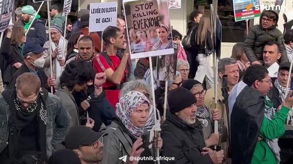 Stop génocide: des Français réclament la levée du blocus de Gaza - Sputnik Afrique