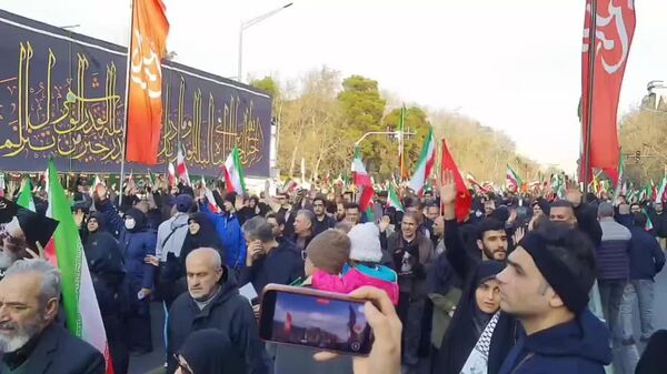 Thousands March Through Tehran Streets to Celebrate Selection of Iran's New Supreme Leader - Sputnik Africa