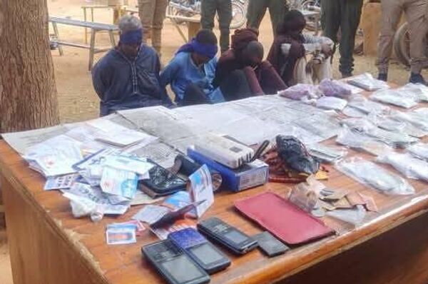 Attaque contre une base aérienne au Niger: des assaillants neutralisés, cinq suspects arrêtés - Sputnik Afrique