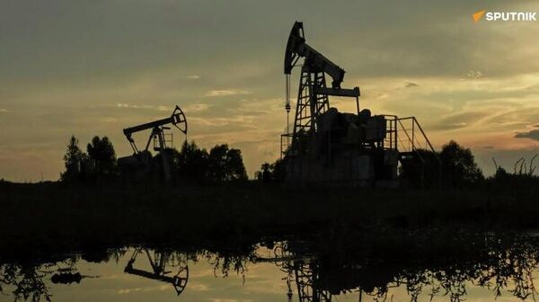 Le prix du pétrole pourrait atteindre 160 dollars en raison du conflit au Moyen-Orient — expert russe - Sputnik Afrique