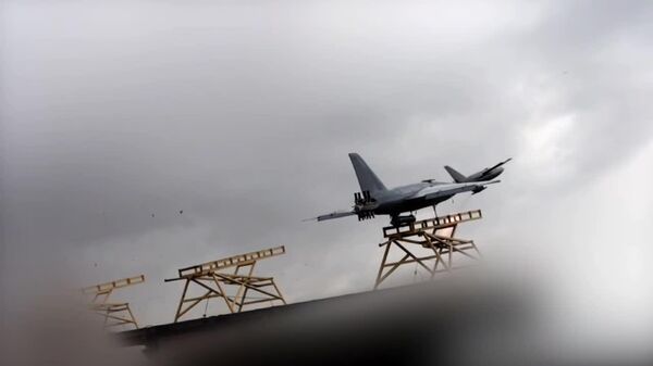 Des images de lancements de drones sur des positions israéliennes ont été relayées par les Gardiens de la révolution iraniens - Sputnik Afrique