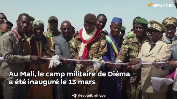Le Mali s'est mis dans la posture de chasseur: un nouveau camp militaire moderne sort de terre - Sputnik Afrique