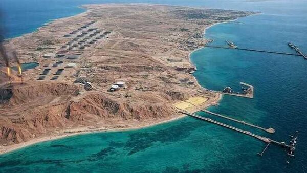 US could seek to stake claim in Gulf oil trade with Kharg Island attack – Iran affairs expert - Sputnik Africa